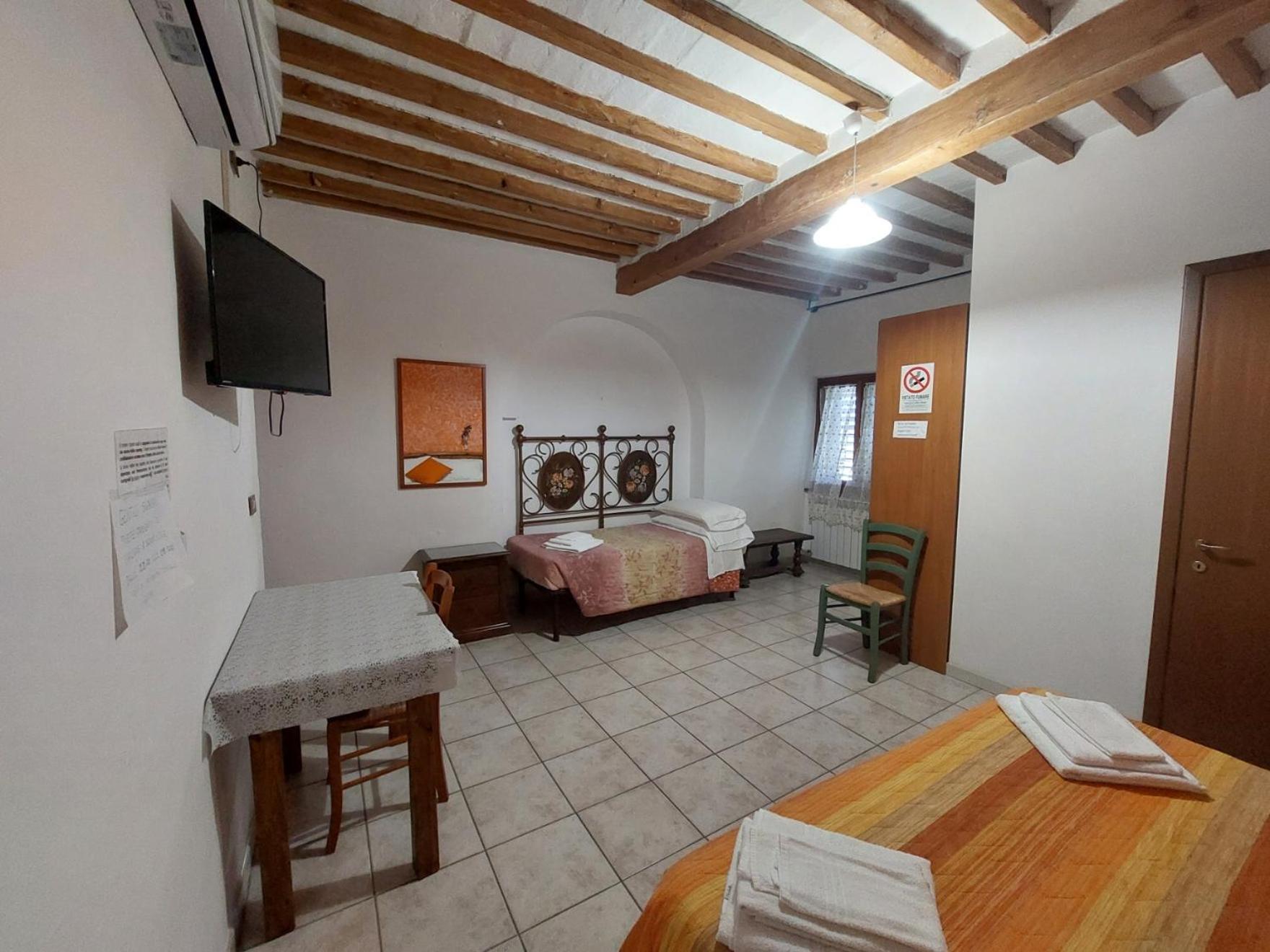 Bed and Breakfast La Convenienza Uliveto Terme Екстер'єр фото